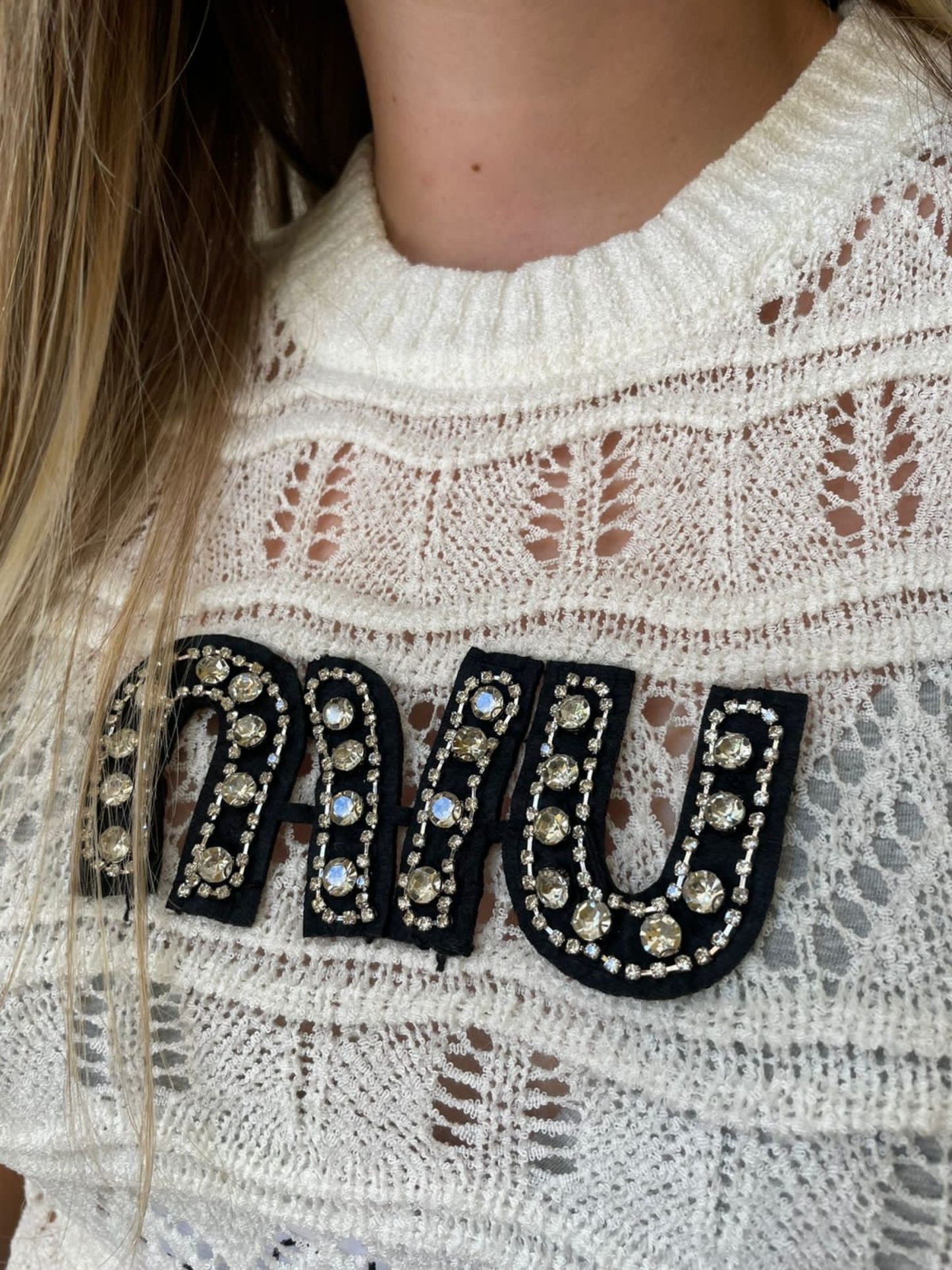 Blusa hilo piedras